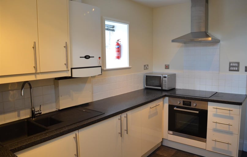 St. Georges Terrace, Jesmond, Newcastle - Image 1